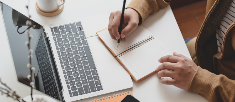 Taking notes during a video conference